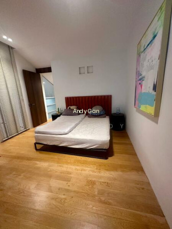 EMERALD HILL APARTMENT photo 3