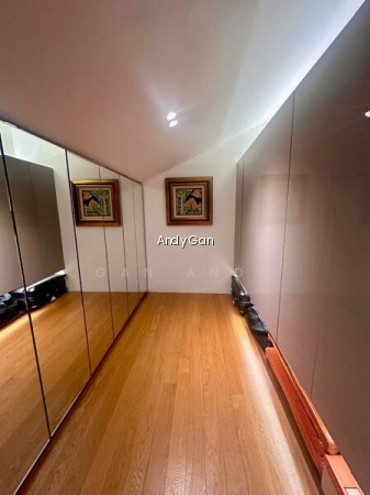 EMERALD HILL APARTMENT photo 4