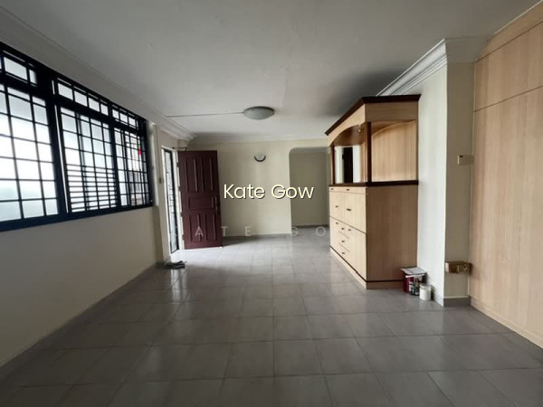 605 HOUGANG AVENUE 4