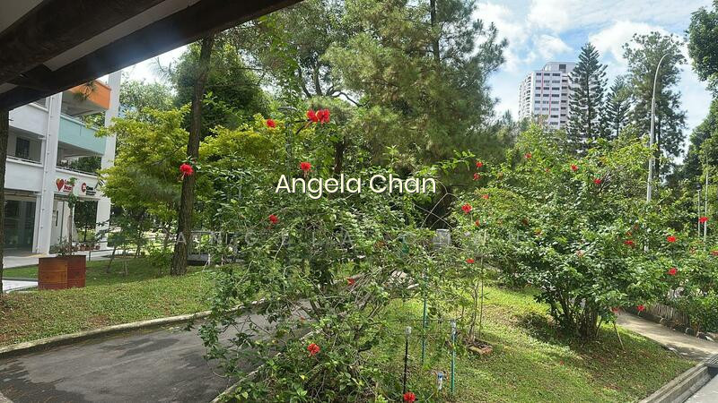 216 JURONG EAST STREET 21