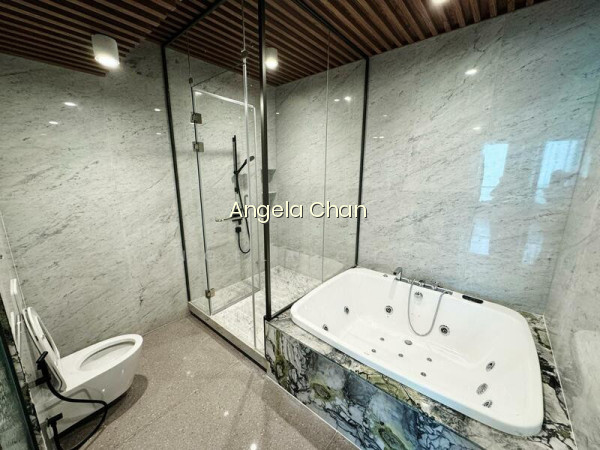 SKYLINE RESIDENCES photo 2