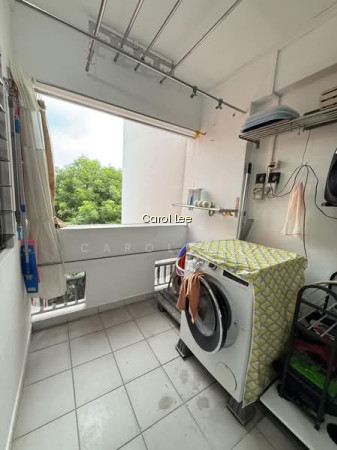 867 WOODLANDS STREET 83 photo 6
