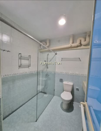 186 PUNGGOL CENTRAL photo 4
