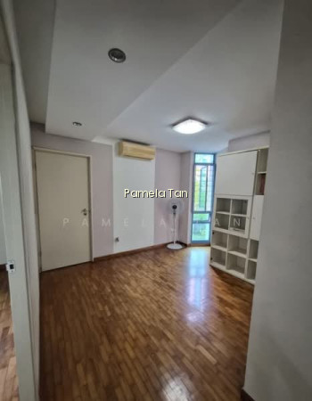 186 PUNGGOL CENTRAL photo 5