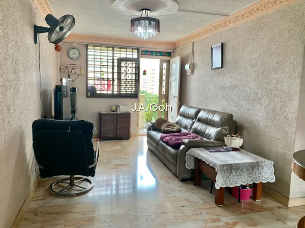 53 LORONG 5 TOA PAYOH