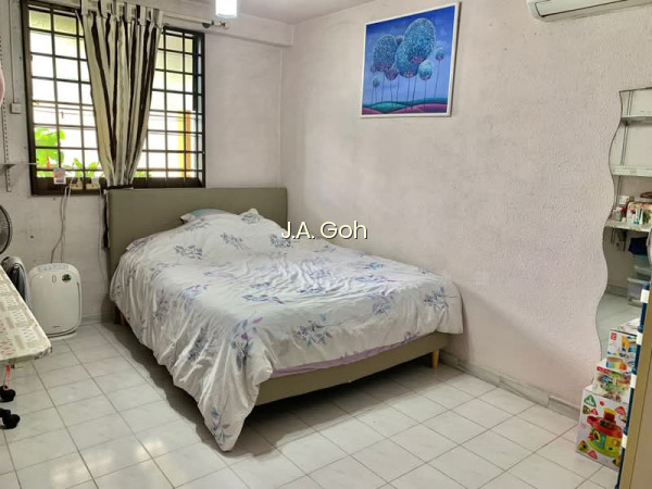 53 LORONG 5 TOA PAYOH photo 5