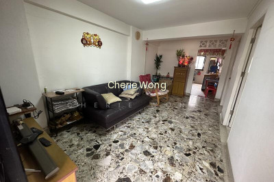 93 WHAMPOA DRIVE