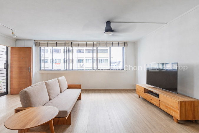 232 SERANGOON AVENUE 3