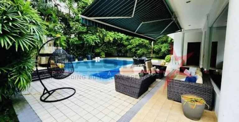 Margoliouth / Dalvey / White House Charming GCB on a Beautiful Plot（顶级优质洋房) Pam 90228600 image 1 of 6