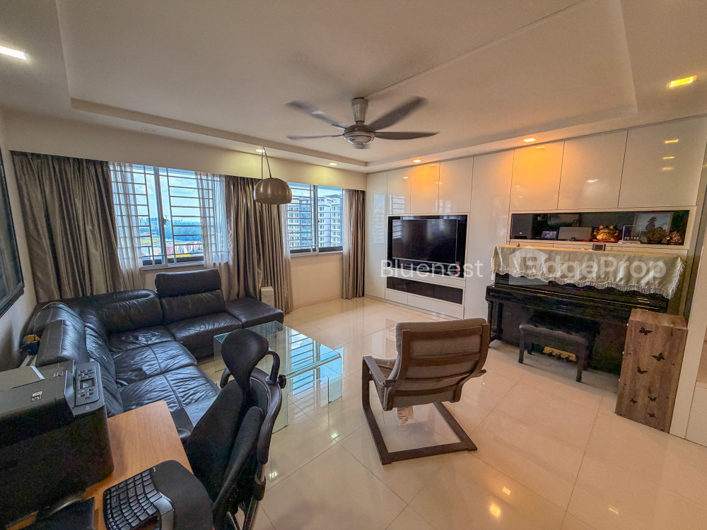 308C PUNGGOL WALK image 1 of 10