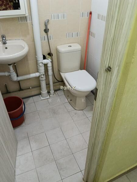 214 YISHUN STREET 21 image 1 of 6