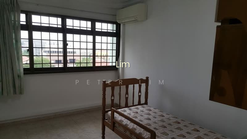 257 SERANGOON CENTRAL DRIVE photo 3
