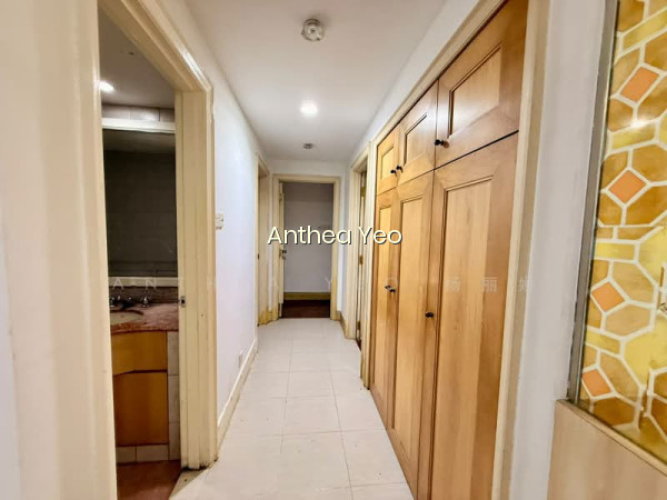 PARKVIEW APARTMENTS photo 6
