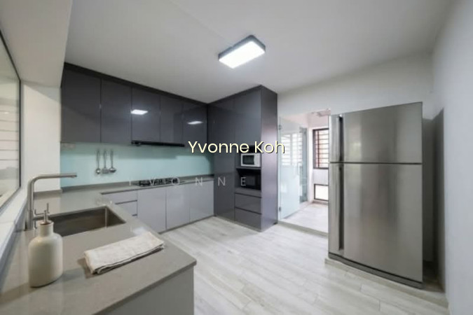 328 TAMPINES STREET 32 photo 6