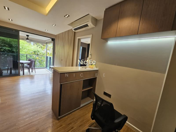 SOPHIA HILLS photo 6