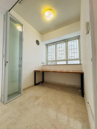 GOLDENHILL PARK CONDO photo 2