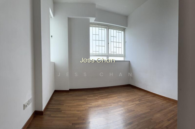 GOLDENHILL PARK CONDO photo 4