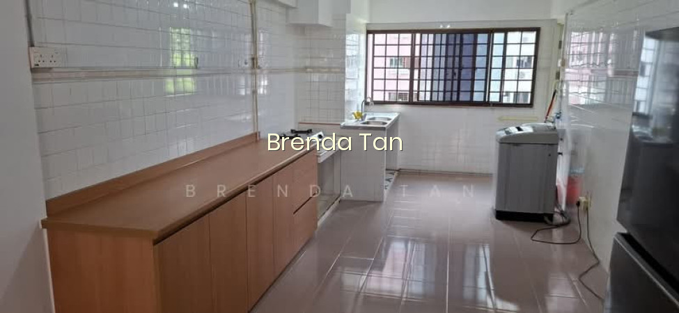 604 ANG MO KIO AVENUE 5 photo 3
