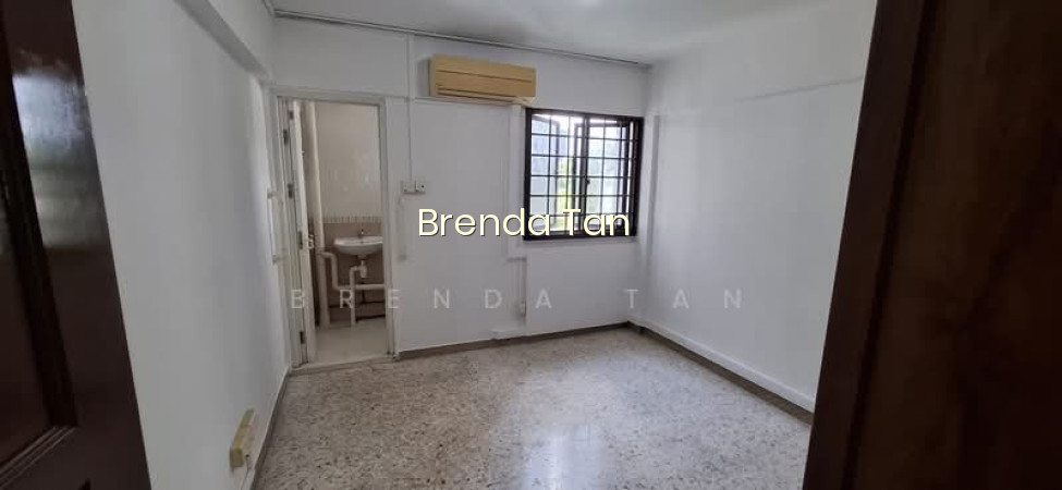 604 ANG MO KIO AVENUE 5 photo 5