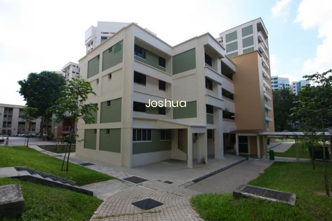 211 SERANGOON AVENUE 4 photo 4