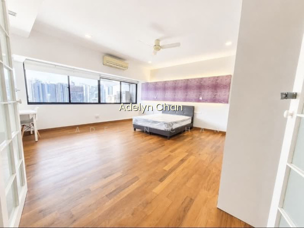 TOWNHOUSE APARTMENTS photo 2