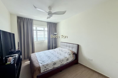 104 WHAMPOA DRIVE photo 3