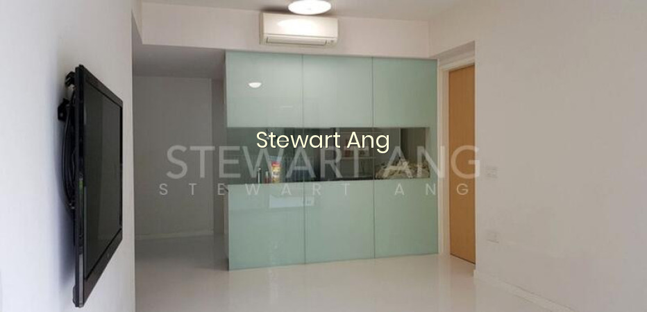 THE LAKEFRONT RESIDENCES photo 2