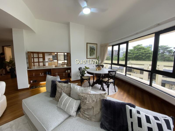 The Draycott image 1 of 10