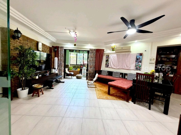 226B COMPASSVALE WALK photo 2