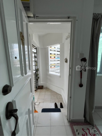 222 SERANGOON AVENUE 4