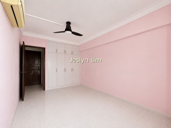 321 SEMBAWANG CLOSE photo 6