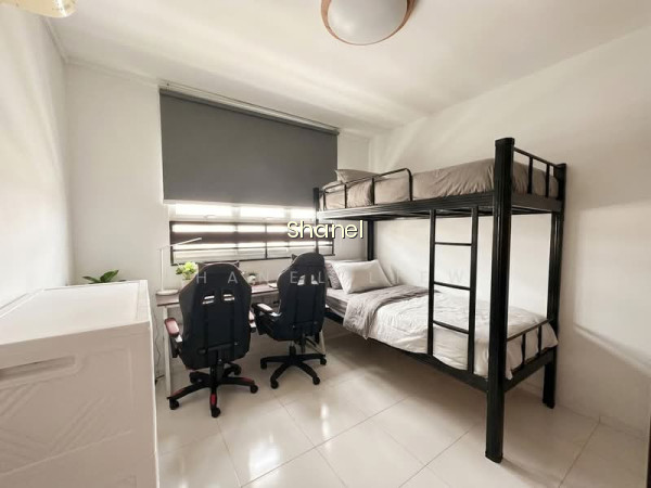 132 BEDOK RESERVOIR ROAD photo 5