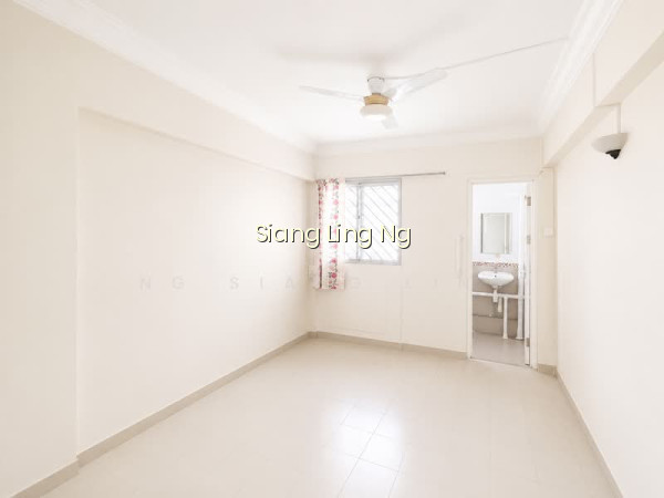746 YISHUN STREET 72 photo 2