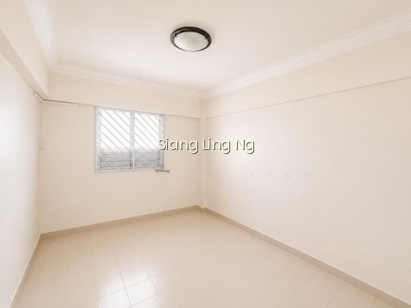 746 YISHUN STREET 72 photo 3