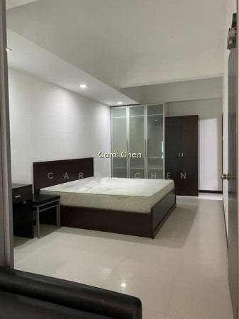 EMERALD HILL APARTMENT photo 3