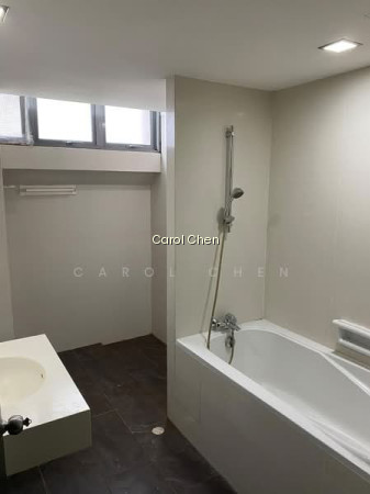 EMERALD HILL APARTMENT photo 4