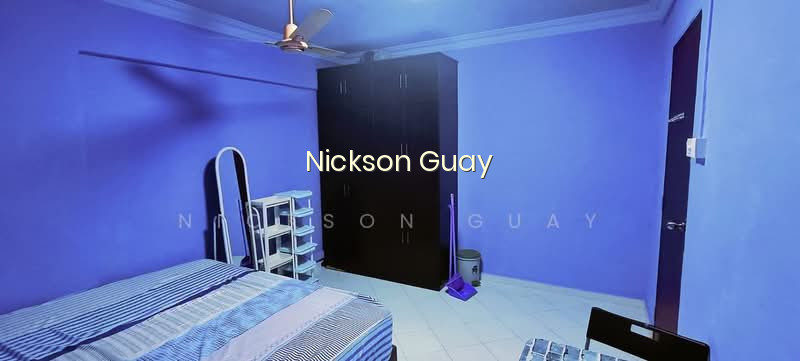 MASTER BEDROOM AVAILABLE FOR RENT IN HOUGANG AREA, 054 image 1 of 3