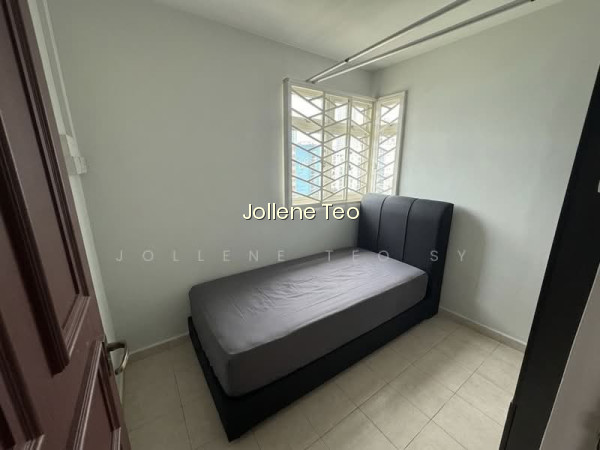 34 WHAMPOA WEST photo 2