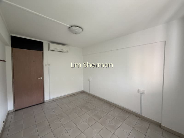 122 YISHUN STREET 11 photo 4