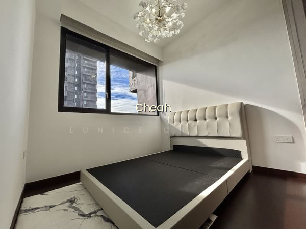 MIDTOWN MODERN