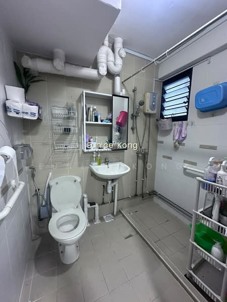 223 LORONG 8 TOA PAYOH image 1 of 8
