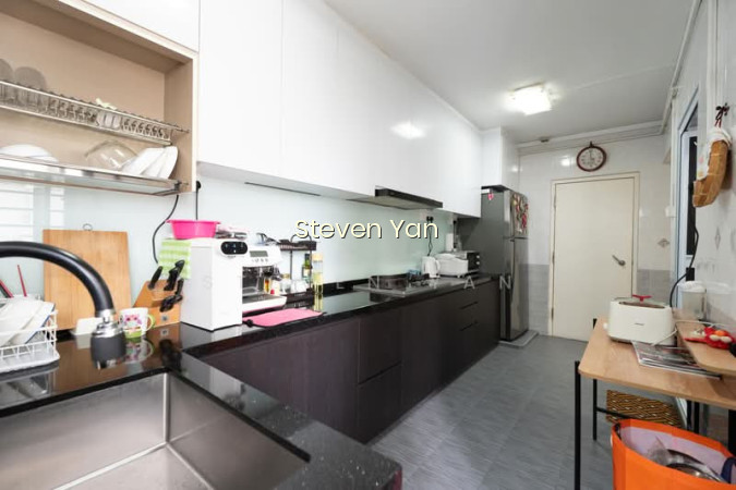 55 STRATHMORE AVENUE photo 4