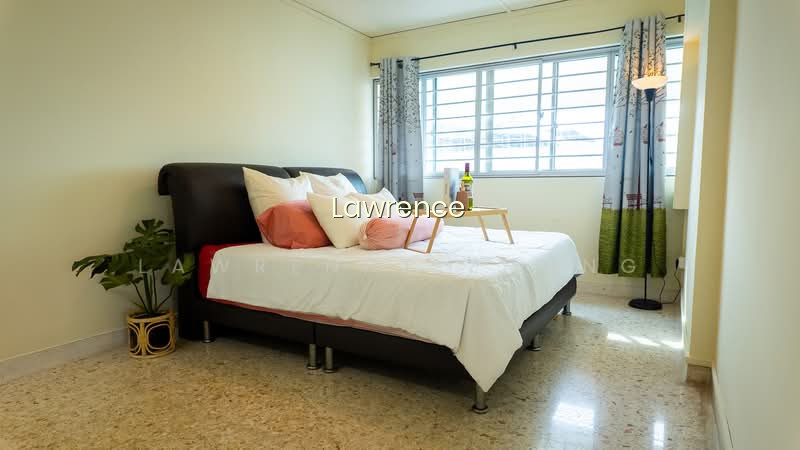 532 JURONG WEST STREET 52 photo 2