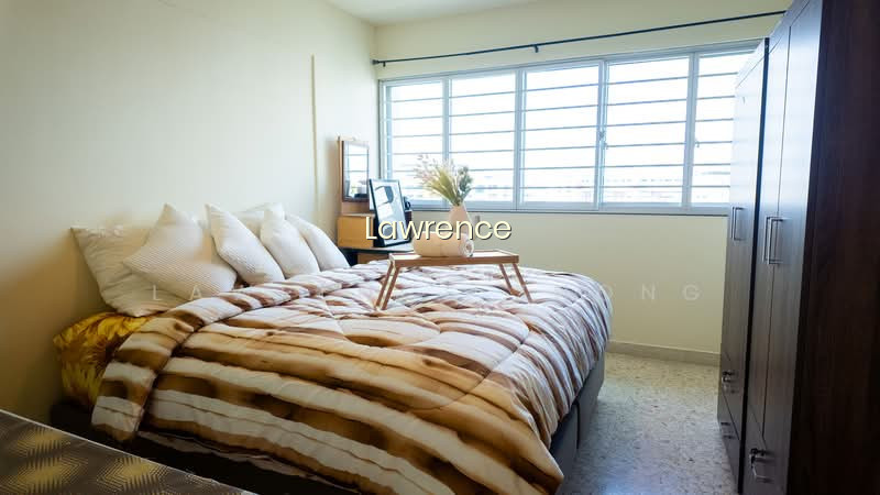 532 JURONG WEST STREET 52 photo 3