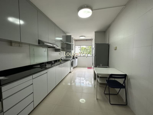 166 TAMPINES STREET 12