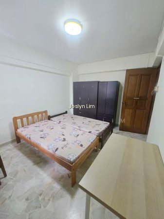 381 CLEMENTI AVENUE 5 photo 3