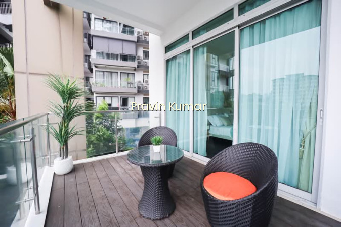 RESIDENCES @ EMERALD HILL