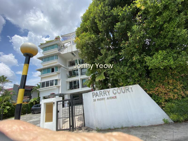 PARRY COURT photo 2