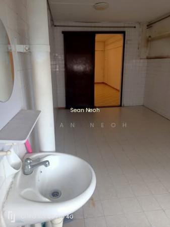 64 TELOK BLANGAH DRIVE photo 3
