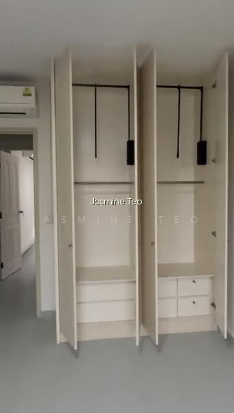 489A TAMPINES STREET 45 image 1 of 5